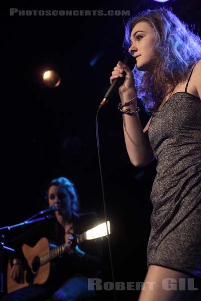 JUNE ET LULA - 2011-01-19 - PARIS - La Maroquinerie - 